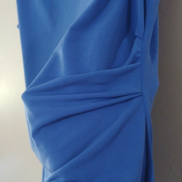 Calvin Kline sz S Dazzing Blu Sleeveless Mockneck Top with Gathered Seam - Picture 9 of 13